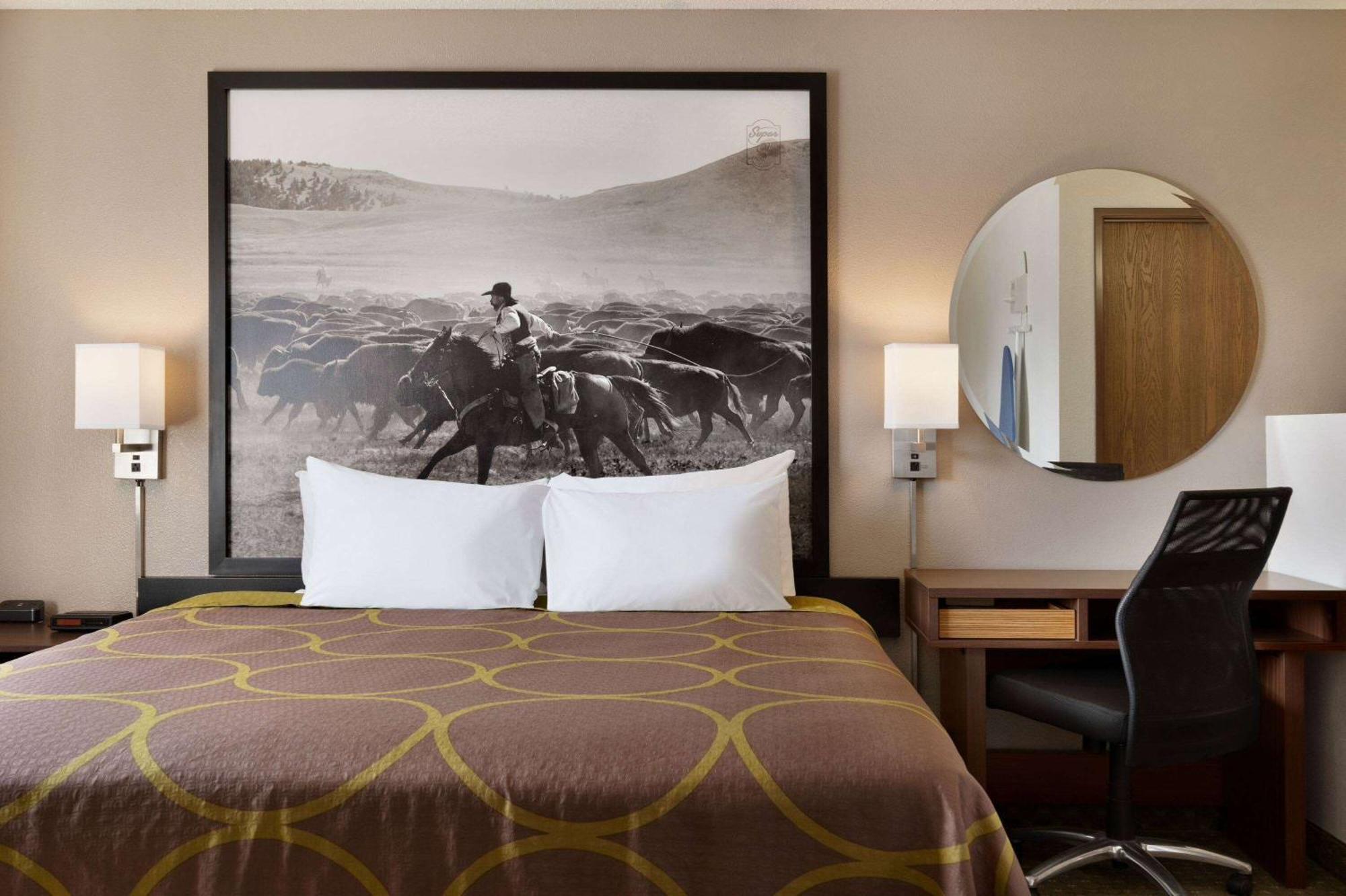 Hotel Super 8 By Wyndham Custer/crazy Horse Area Custer