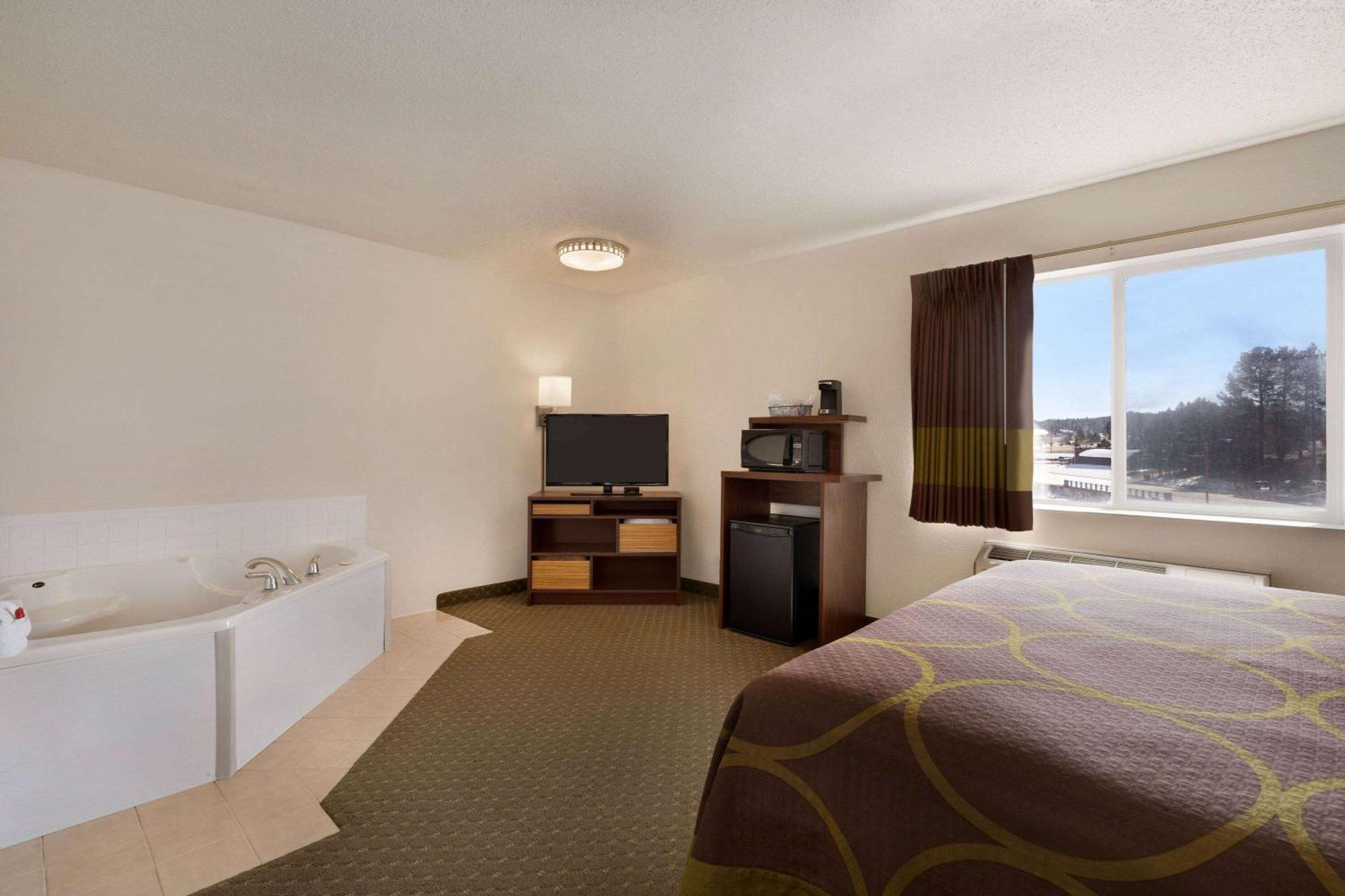 Super 8 By Wyndham Custer/crazy Horse Area Custer
